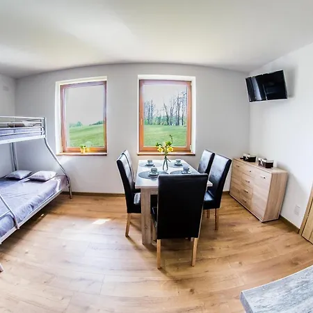 Tilia Laskowa - Zator Apartment *